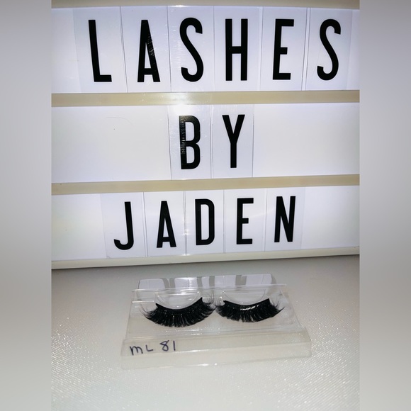 Lash Strip ML81 - Picture 1 of 2